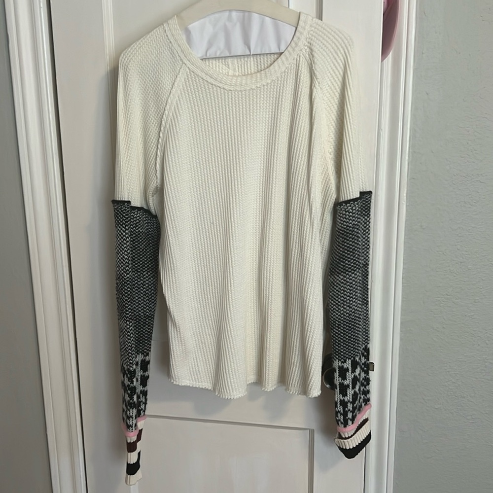 Wee the free sz S thermal shirt
